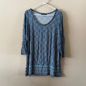 Rose & Olive Blue Medallion Print Embellished Scoop Neck Tunic Top size 1X